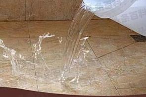 英吉沙漏水维修 免砸砖防水材料该如何施工